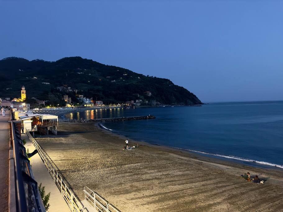 Casa Sant'Anna Appartement Levanto Buitenkant foto